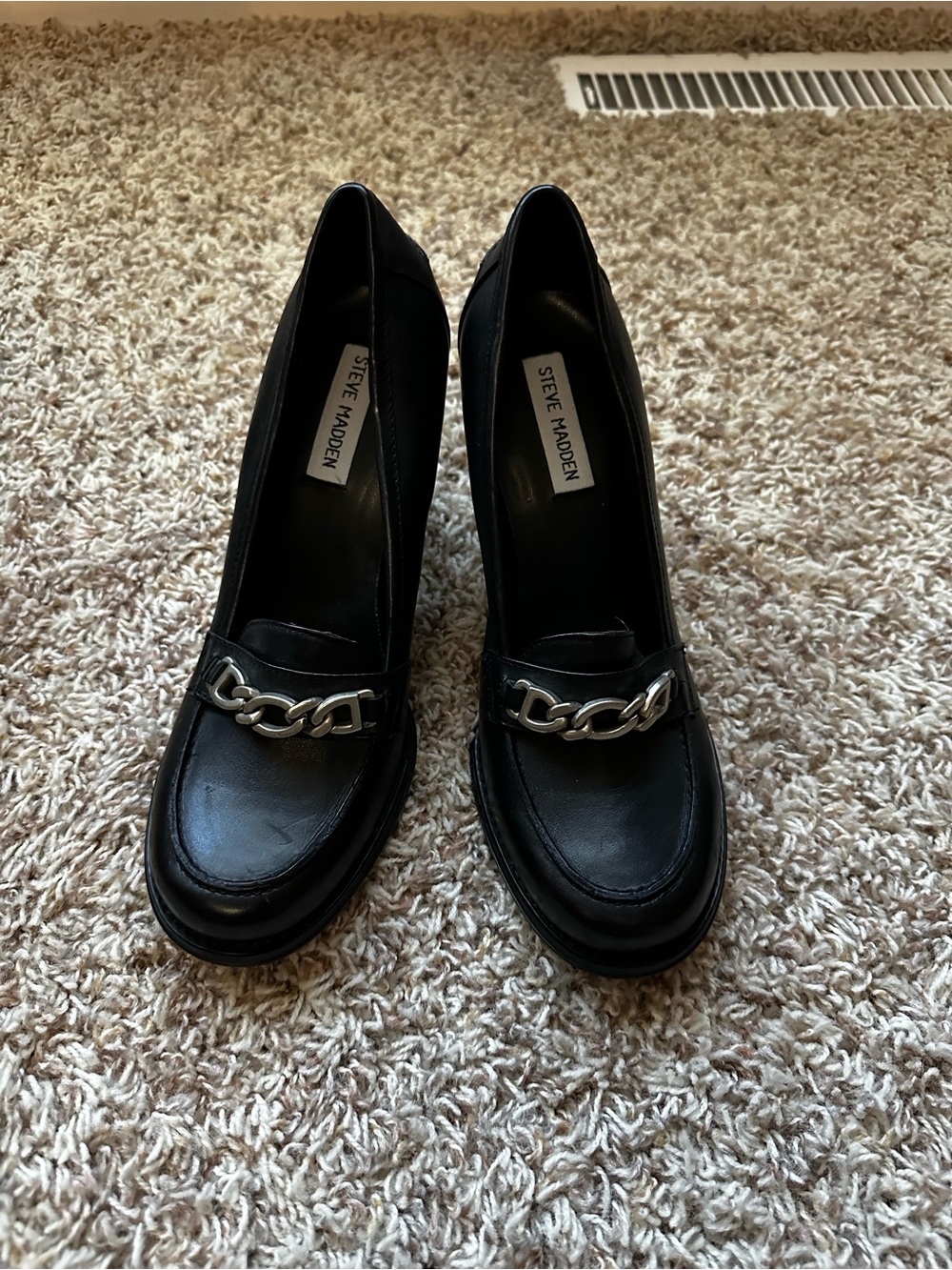 Steve Madden Black Leather Chain Loafers